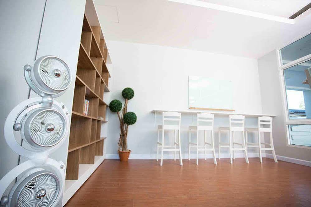 Bbg Seaside Luxurious Service Apartment Bangsaen Εξωτερικό φωτογραφία